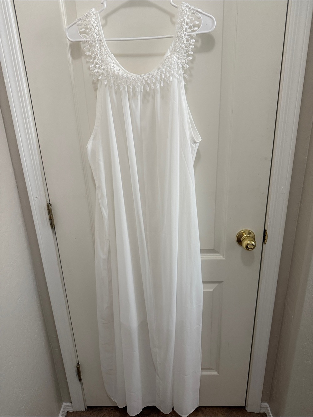 Women’s 3XL White Market Lace Maxi Nightgown Sleeveless Chiffon Overlay